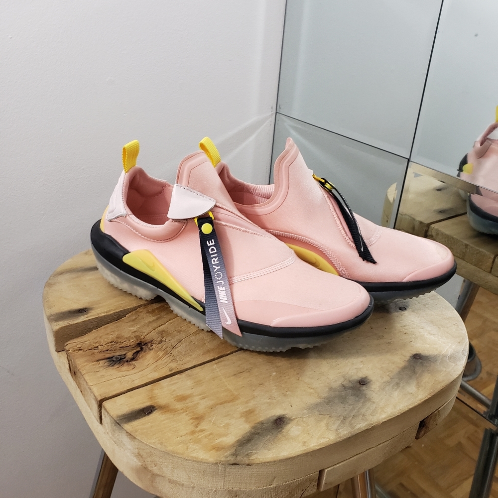 Nike - Joy ride sz 7.5